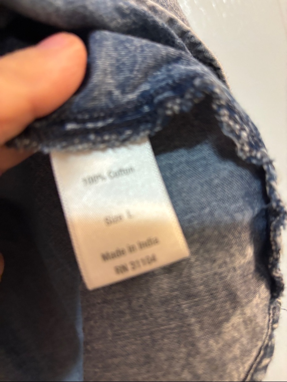 True Craft Washed Denim Blue V-Neck Tank Top large - Picture 5 of 5